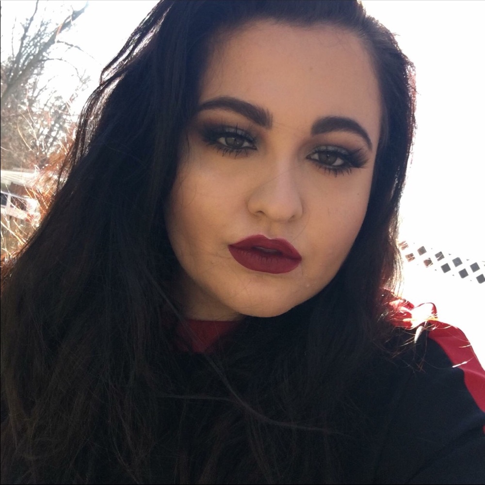 Meet your Posher, Erika